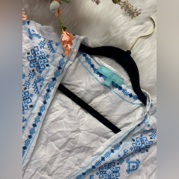 MELISSA ODABASH blue white embroidered swim coverup - Picture 2 of 2